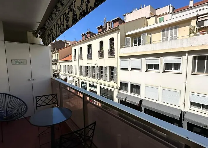 B057-beau Carre D'or & Proche De La